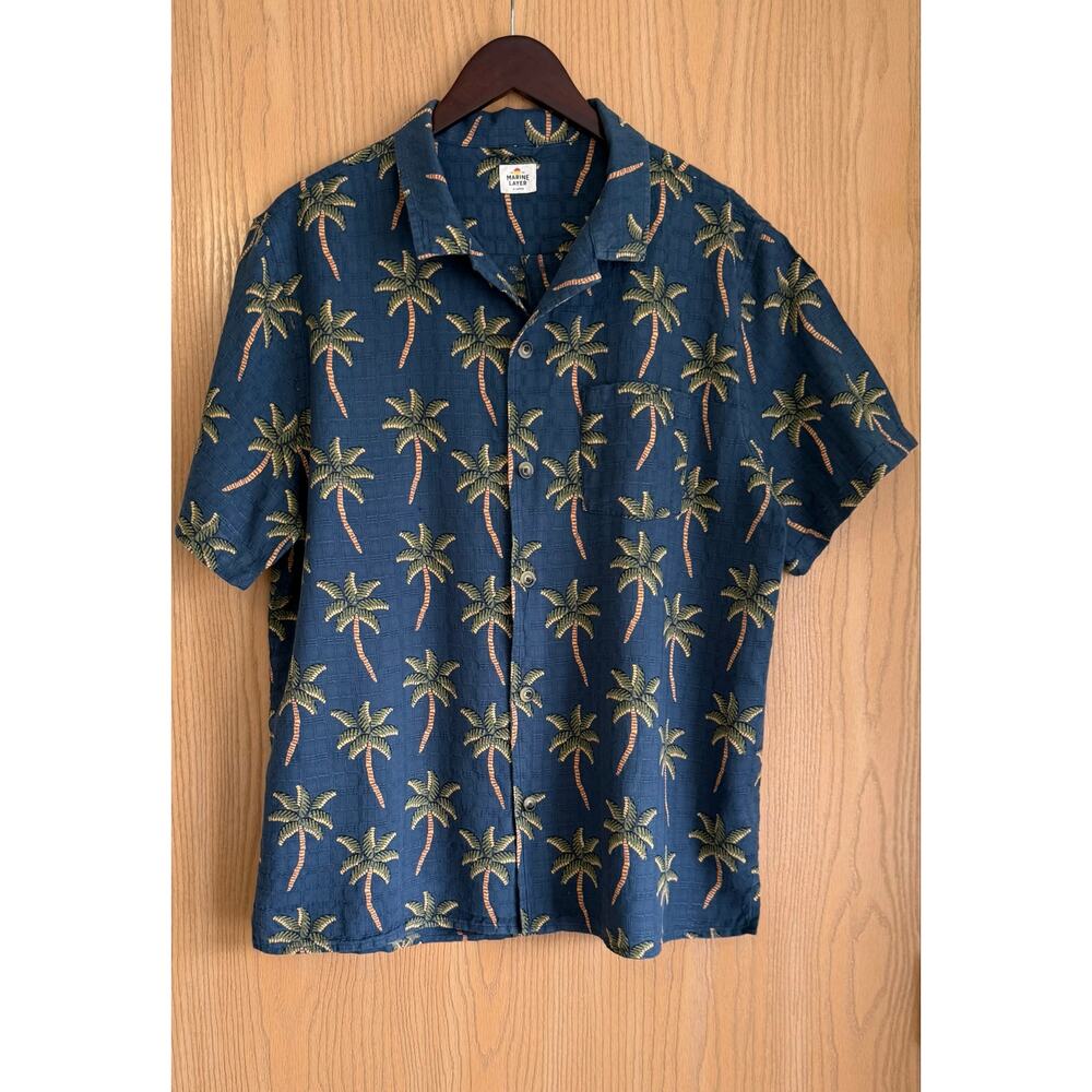 Marine Layer | Men’s XL | Blue Short Sleeve Atlas Textured Shirt Palm Trees